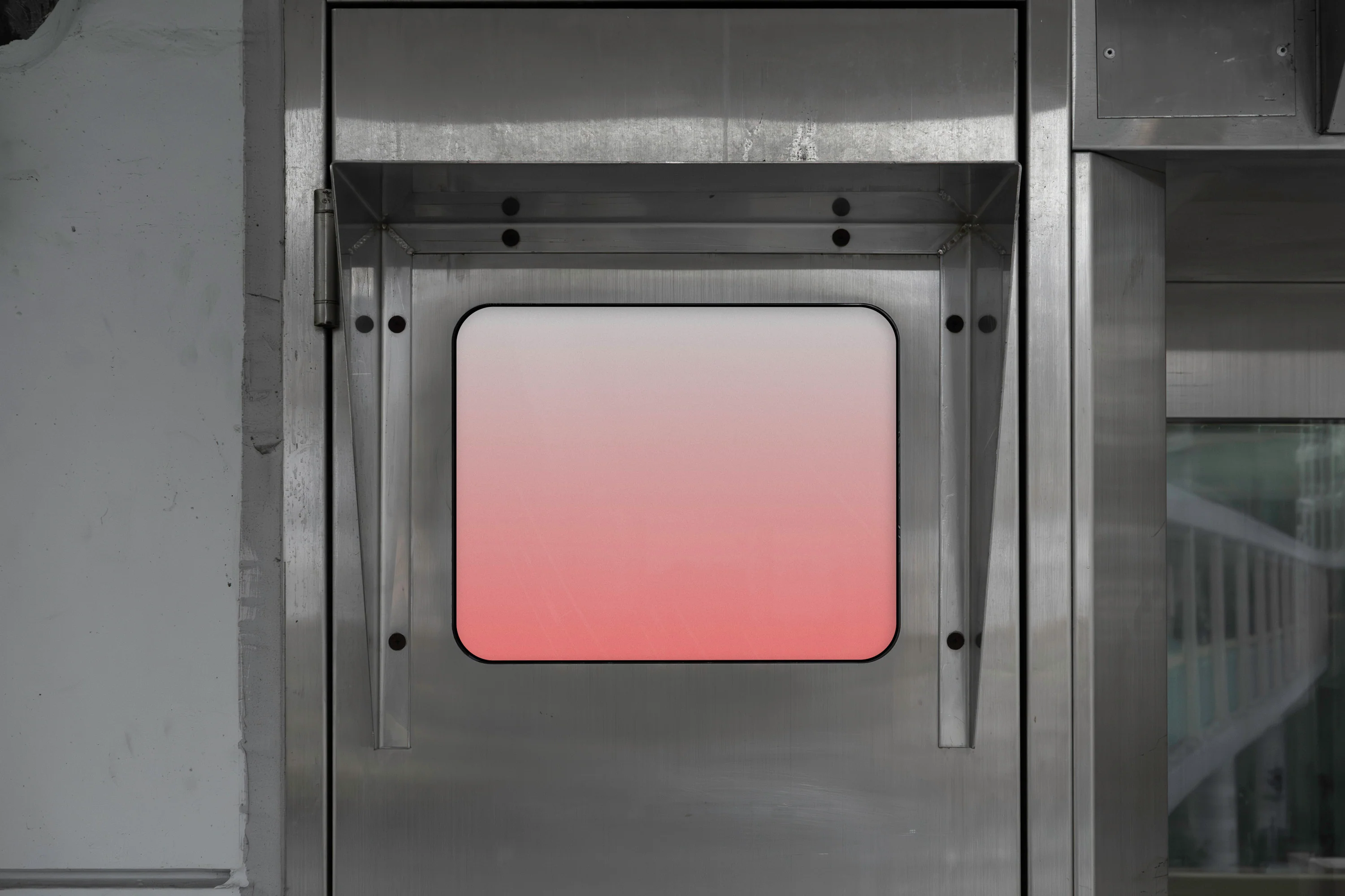 MT16 — Metal Frame Window