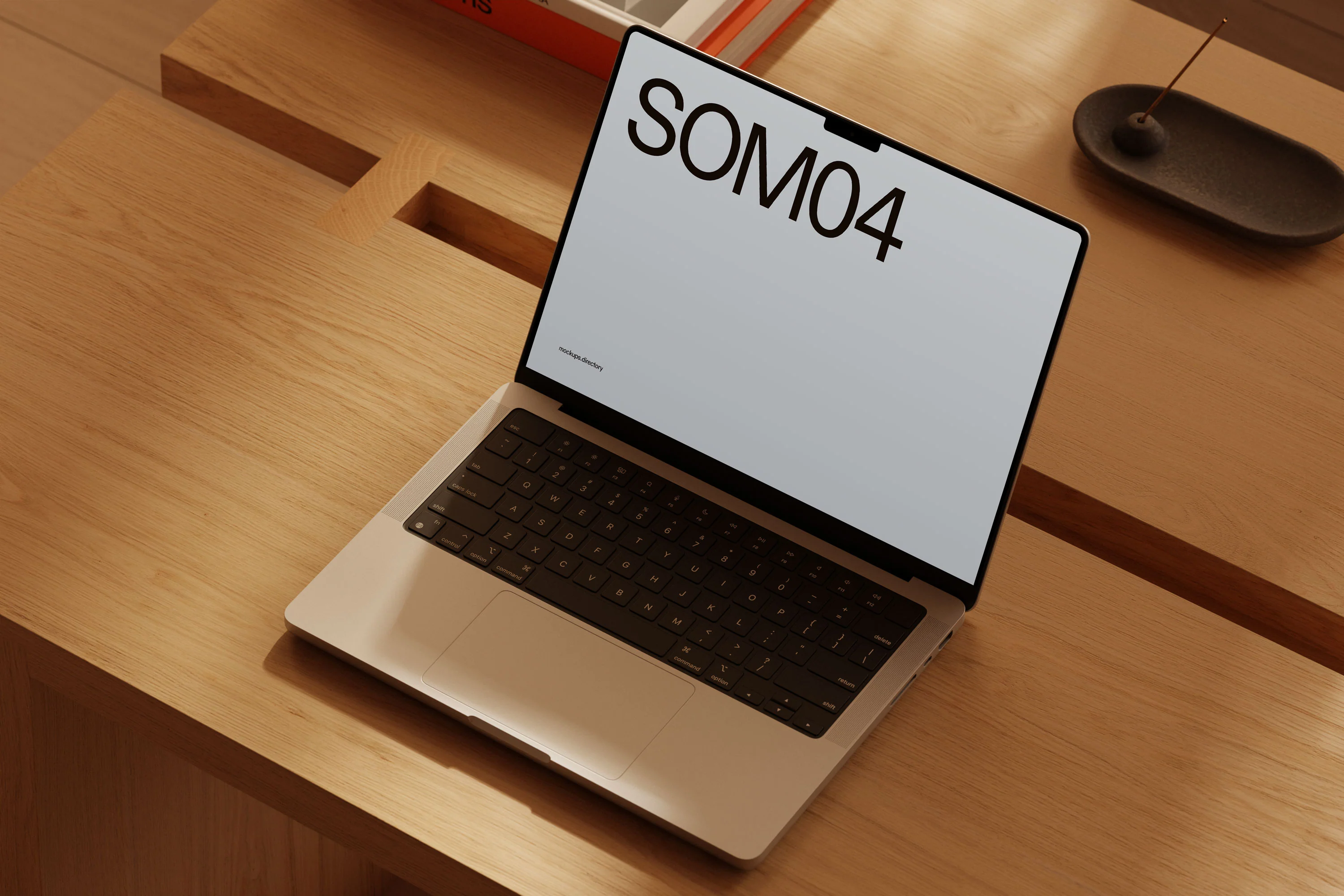 SOM04 — MacBook Pro 14" + Video - Image 2